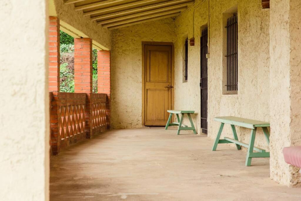 Masia Can Castanyola Marganell Εξωτερικό φωτογραφία